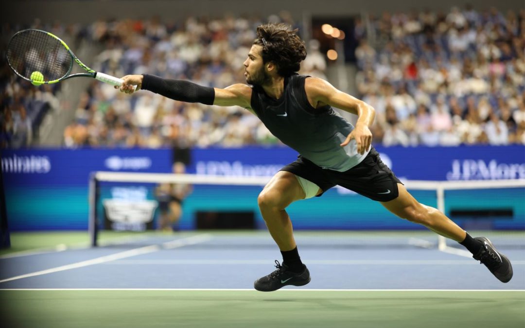 Alcaraz si arrende a Shelton nei quarti dello Us Open, avanti Tiafoe