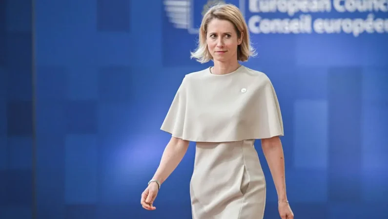 Kallas “Cresce la minaccia di attacchi ibridi russi, risposta deve essere decisa”