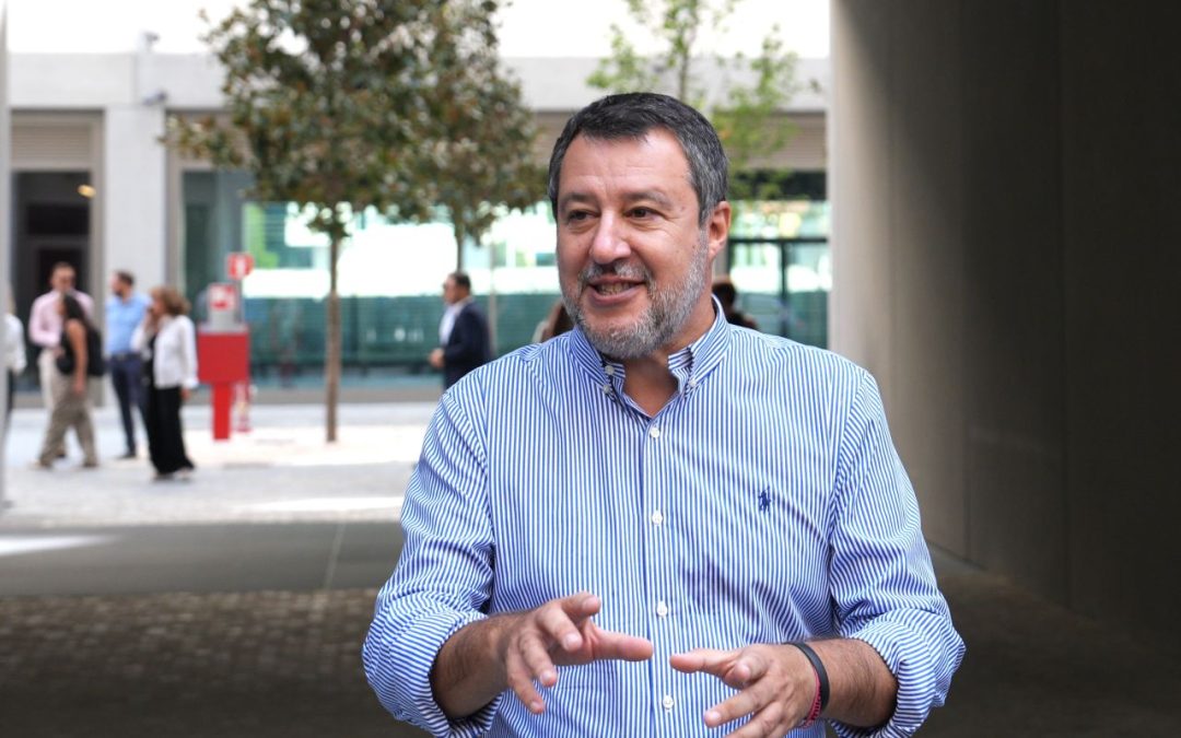 Salvini a Pontida “Proporrò congresso straordinario a ottobre, uniti si vince”