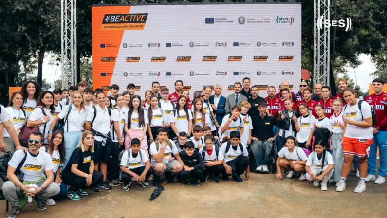 Abodi e 3000 studenti aprono a Napoli il villaggio BeActive, main event della Settimana Europea dello Sport