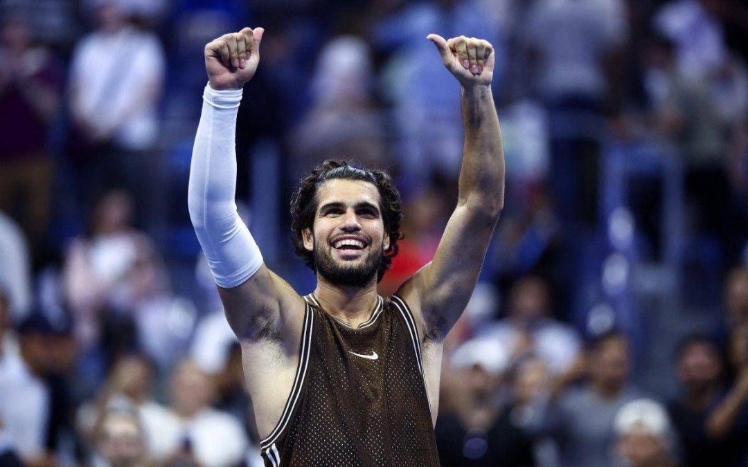 Us Open, Carlos Alcaraz soffre ma rimonta e batte Jaime Faria: è terzo turno