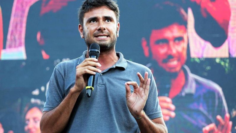 Di Battista, l’aggiornamento: “E’ in terapia intensiva prima del rientro in Italia”