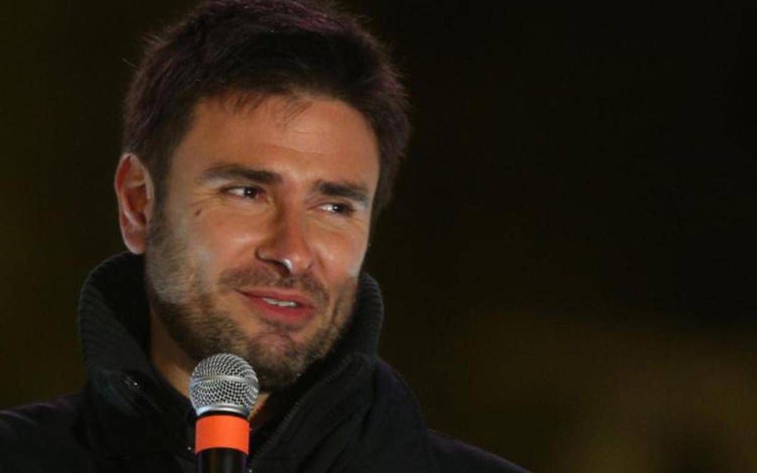 Alessandro Di Battista, come sta dopo l’operazione: è sedato e in terapia intensiva