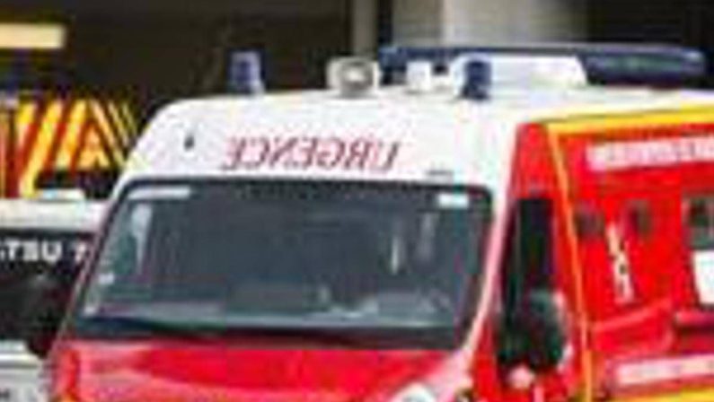 Francia, treno deraglia sulla tratta Rouen-Caen: 20 feriti