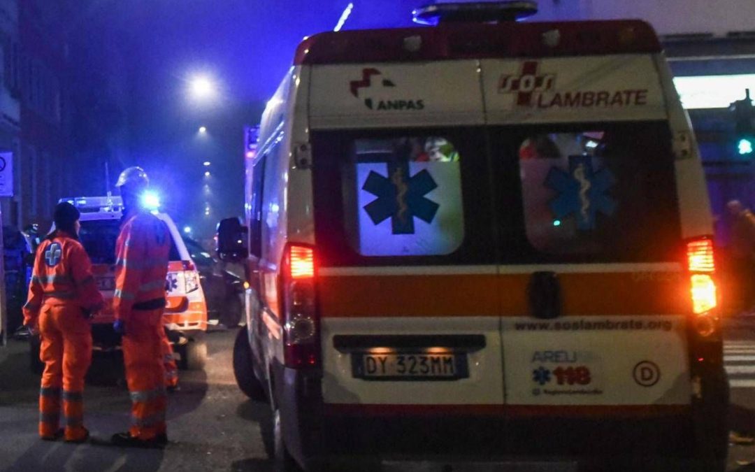 Incidente sulla A21, tir travolge auto ferme per tamponamento: un morto e due feriti gravi