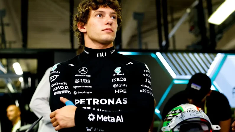 Kimi Antonelli rimonta e riscrive la storia, un italiano trionfa a Monza dopo 60 anni. Debacle Ferrari: Hamilton 6°, Leclerc va a muro