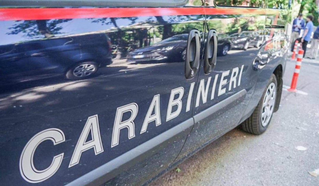 Dramma a Pellezzano, donna morta soffocata nel sonno: fermato il figlio 53enne