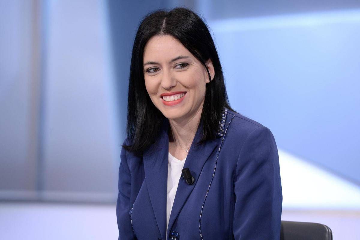 https://www.quotidianodelsud.it/wp-content/uploads/2026/09/azzolina-sorridente-fg.jpeg
