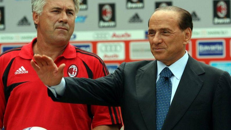 Berlusconi, Renzo Bossi: “Guardava il Milan a casa nostra e chiamava il mister ‘non va bene, cambia…'”