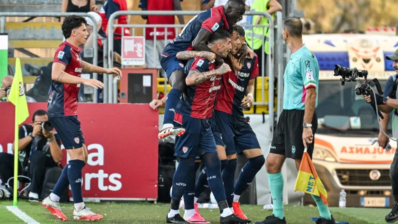 Il Cagliari piega il Lecce, 1-0 firmato Maldini