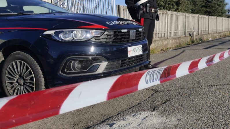 Napoli, 16enne accoltellato alla schiena al Vomero