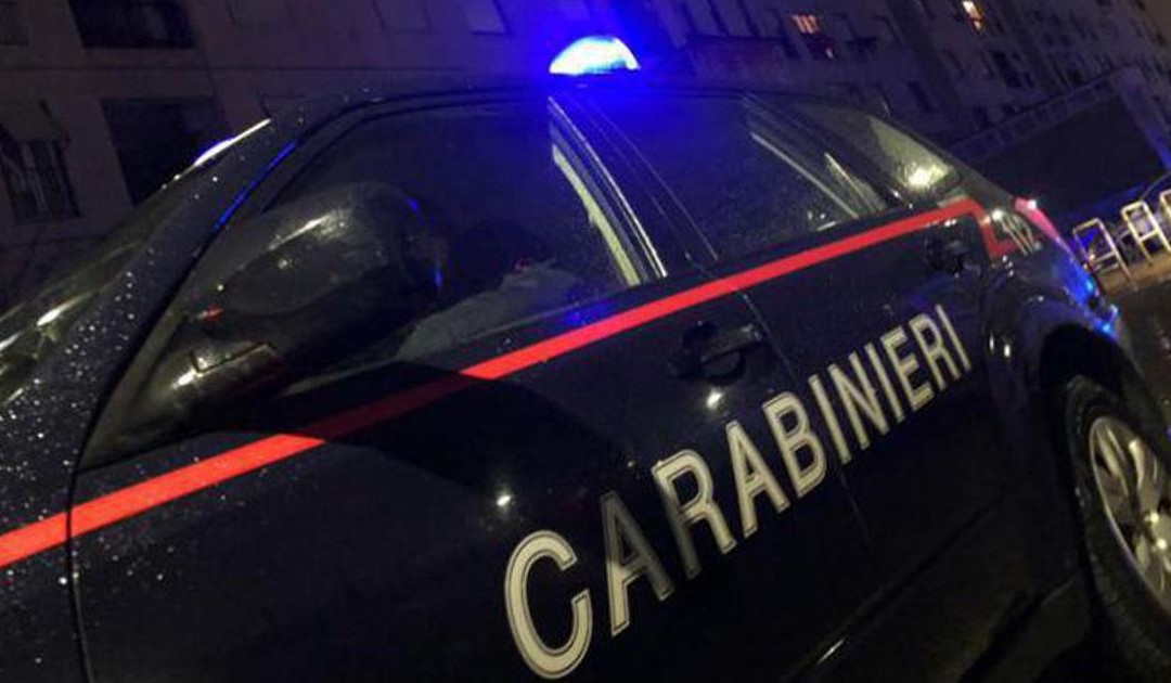 Posillipo, devasta un locale e picchia il titolare per le Red Bull: Arrestato 36enne