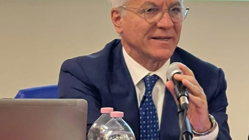 Competenze dei biologi, Fno Tsrm e Pstrp “Correggere il testo del decreto in Parlamento”