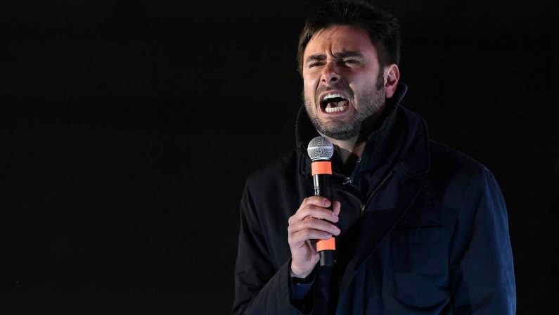 Di Battista, oggi il volo sanitario per l’Italia: l’arrivo previsto domani