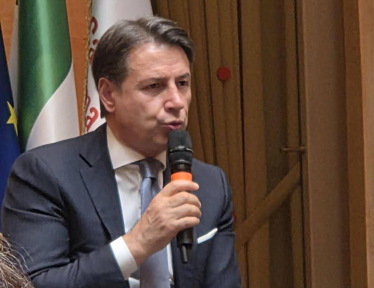 https://www.quotidianodelsud.it/wp-content/uploads/2026/09/conte-libro.jpeg