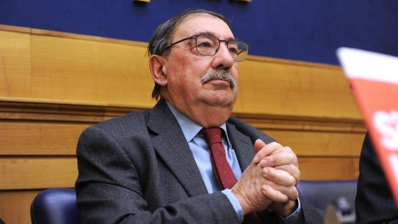 E’ morto a 78 anni Fabio Mussi, dirigente di Sinistra Italiana Avs e ministro del governo Prodi