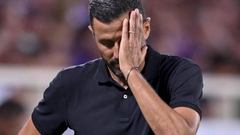 Fabio Grosso esonerato dalla Fiorentina: non sarà più l’allenatore