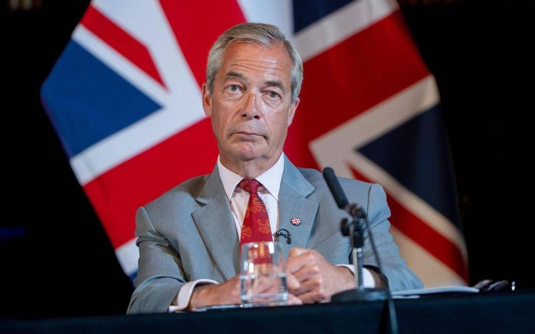 Sospetti finanziamenti illeciti, due dirigenti di Reform Uk si dimettono: Farage in piena bufera