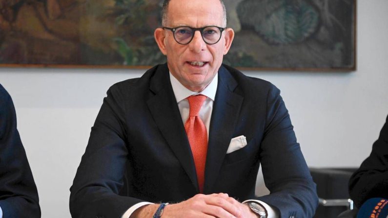Inps, la proposta di Fava: “Mille euro all’anno per ogni nuovo nato”