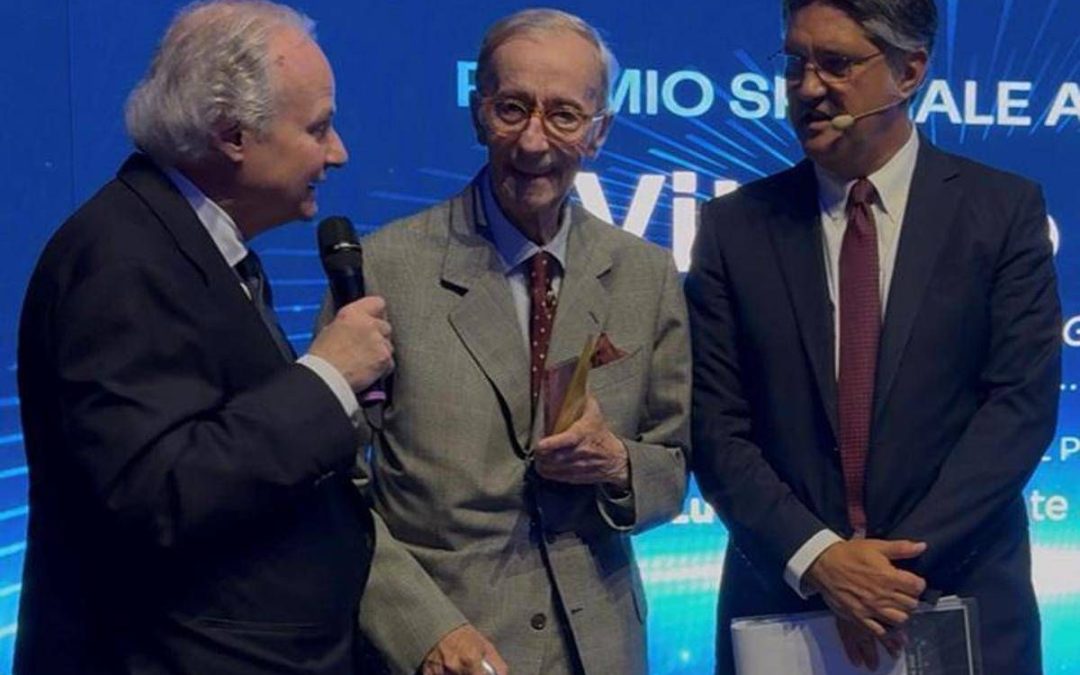 Premio Speciale alla Carriera a Vittorio Feltri: “Ho imparato copiando dai grandi maestri”