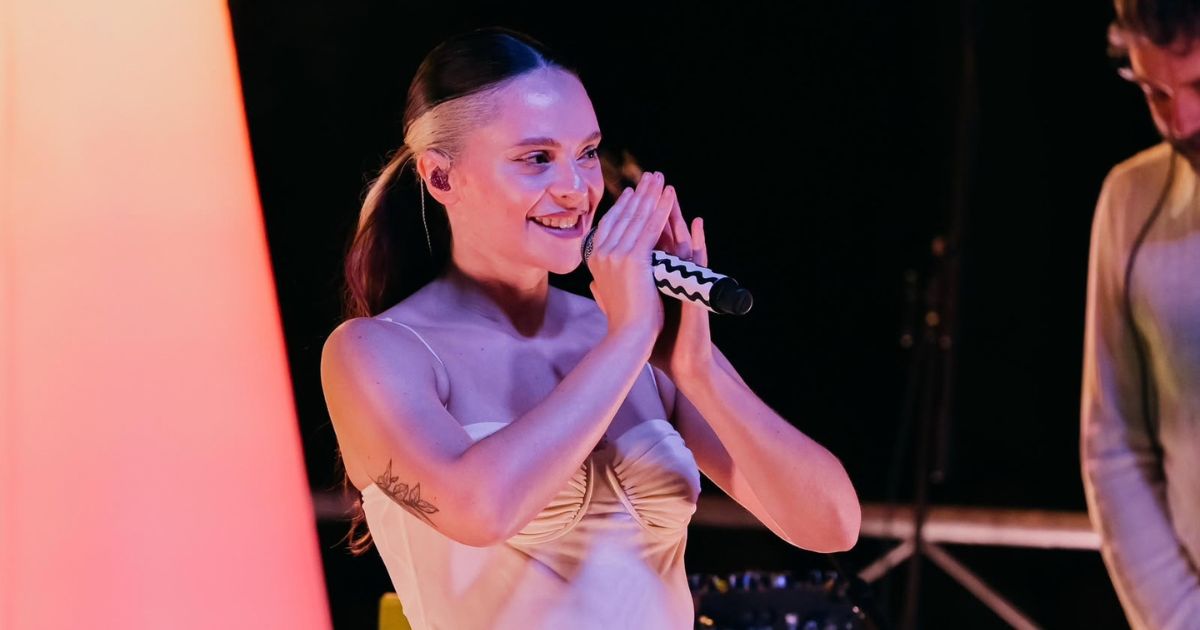 https://www.quotidianodelsud.it/wp-content/uploads/2026/09/francesca-michielin-settembre-rendese.jpg