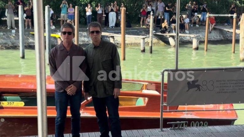 Gallagher a sorpresa al Lido, boato dei fan a Venezia