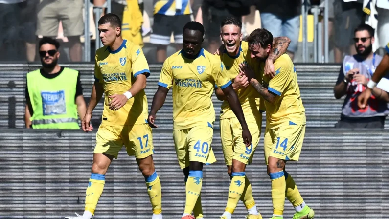 Il Frosinone vince ancora, 3-2 al Venezia nella sfida tra neopromosse