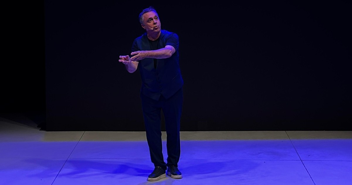 https://www.quotidianodelsud.it/wp-content/uploads/2026/09/gabriele-cirilli-ph-denise-ubbriaco.jpeg