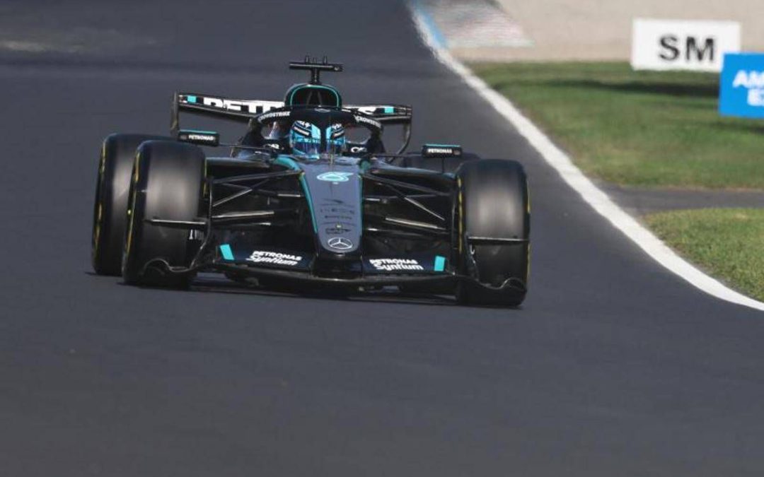 Formula 1, oggi il Gp di Monza: Verstappen in testa, Leclerc a muro – Diretta