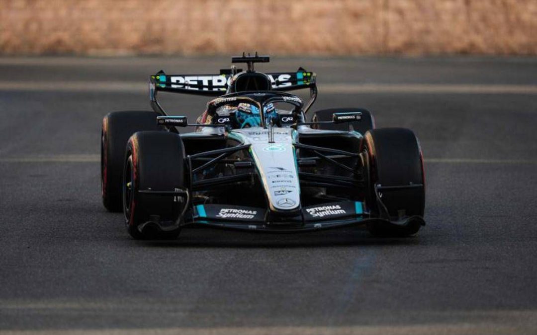 Formula 1, Gp Baku, Russell in pole position, secondo Leclerc, disastro Antonelli