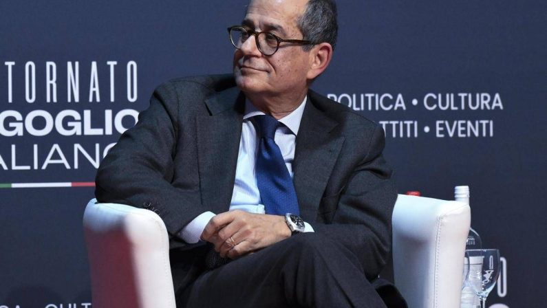 Deficit al 3,1%, Tria: “Ora Giorgetti può dire no a bandierine elettorali”