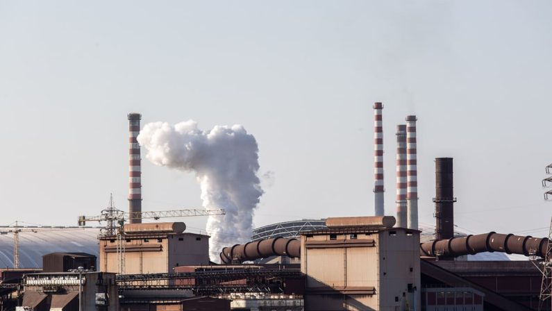 Ex Ilva, martedì riprende il confronto tra Governo e sindacati a Palazzo Chigi