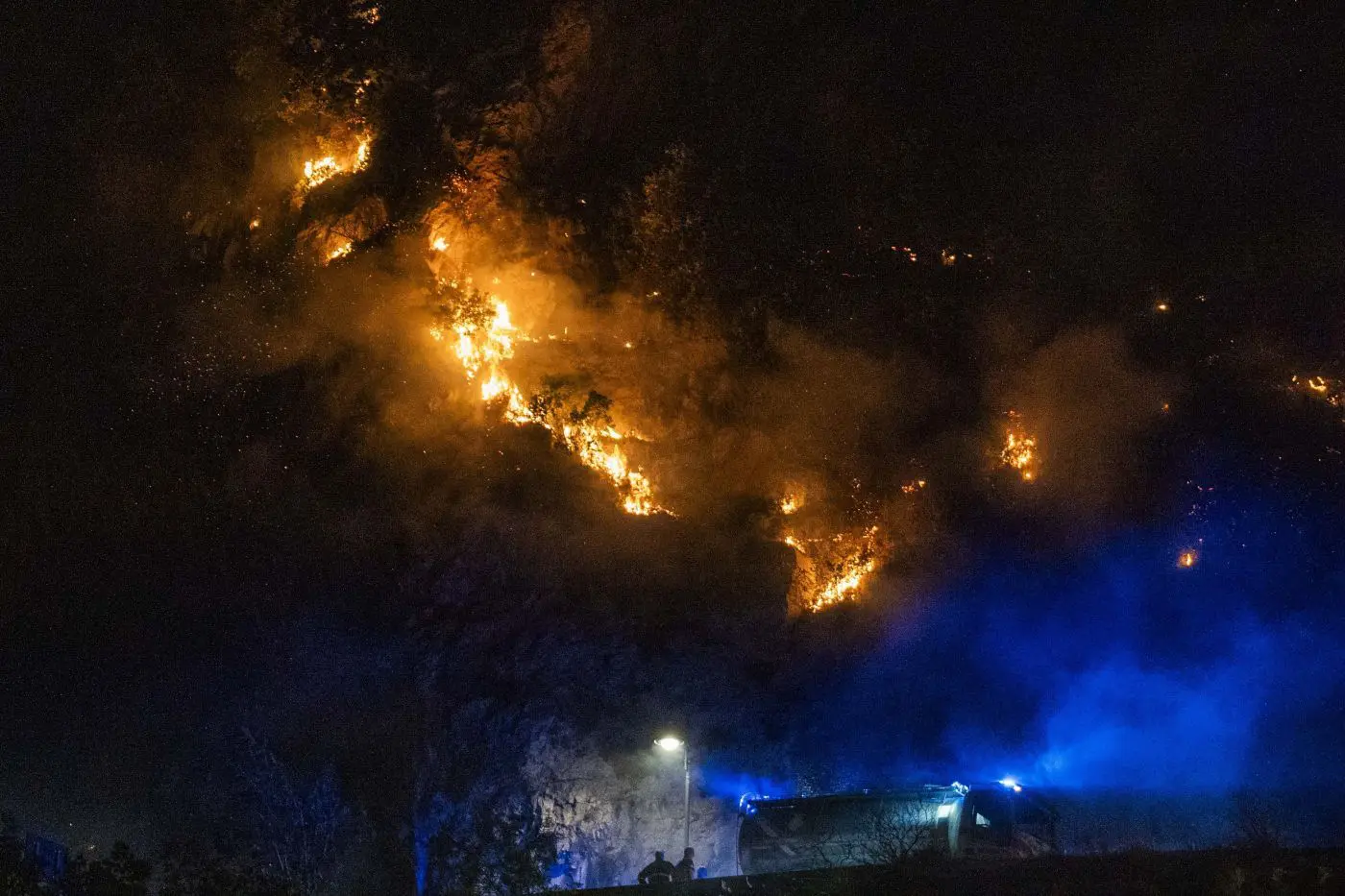 https://www.quotidianodelsud.it/wp-content/uploads/2026/09/incendi-3.jpg