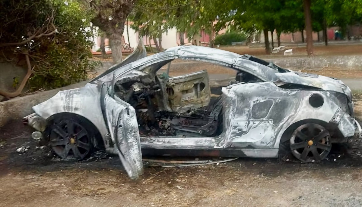 https://www.quotidianodelsud.it/wp-content/uploads/2026/09/incendio-auto-scalea.jpeg
