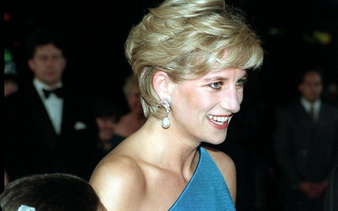 Funerali Diana, la rivelazione di Charles Spencer: una telefonata fece cambiare canzone a Elton John