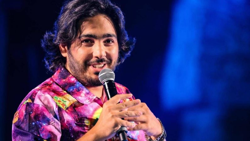 Max Angioni lascia ‘Le Iene’, la decisione: “Qui stavo troppo bene, devo rimettermi in gioco”