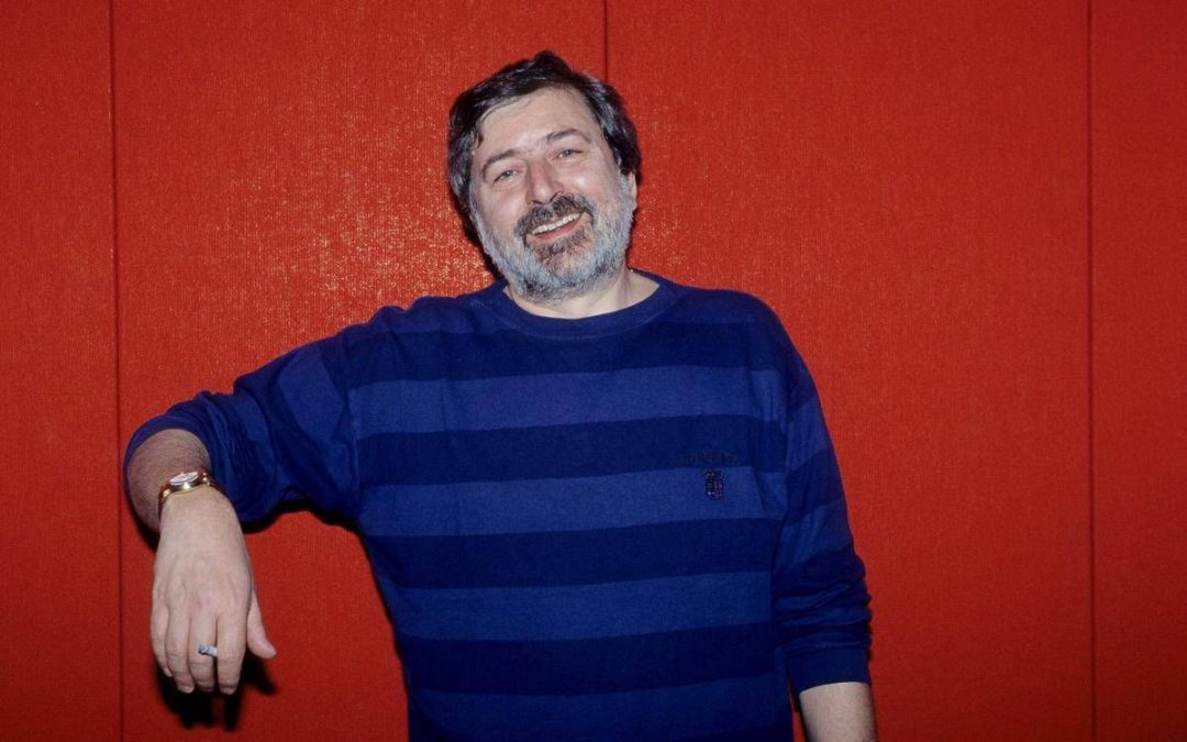 Guccini, il testamento: le case alla moglie Raffaella, alla figlia diritti d’autore e quote societarie