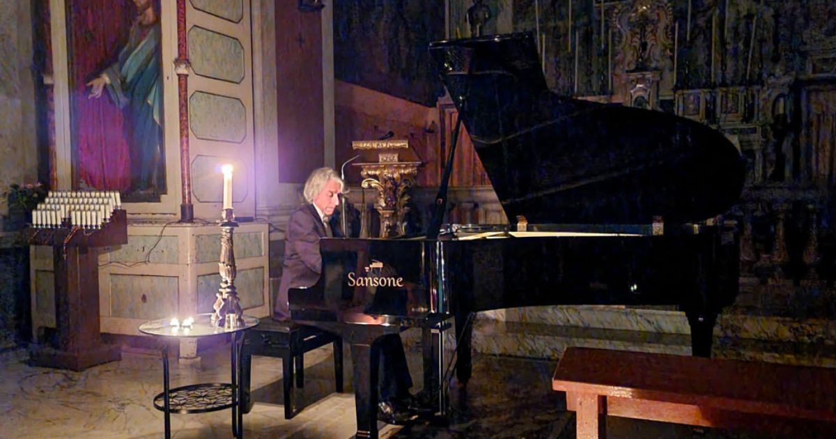https://www.quotidianodelsud.it/wp-content/uploads/2026/09/maestro-michele-aversano-1.jpg