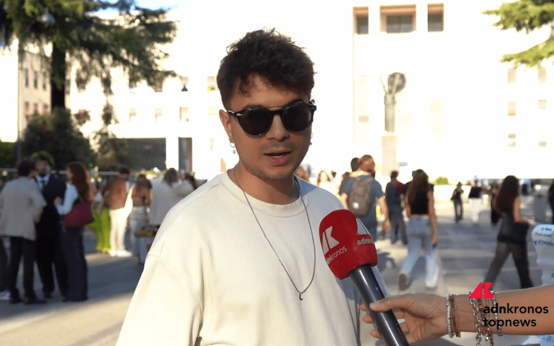 Roma, artista Varsalone: “La mia opera aiuta studenti in ricerca proprio benessere”