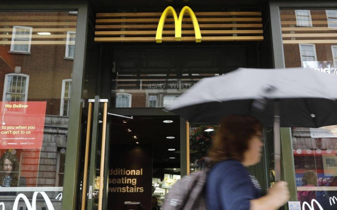 Era commesso al McDonald’s, 50 anni dopo… apre sei ristoranti