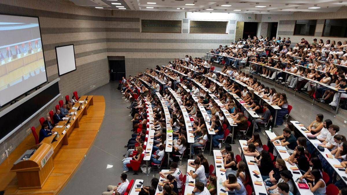 https://www.quotidianodelsud.it/wp-content/uploads/2026/09/medicina.jpeg