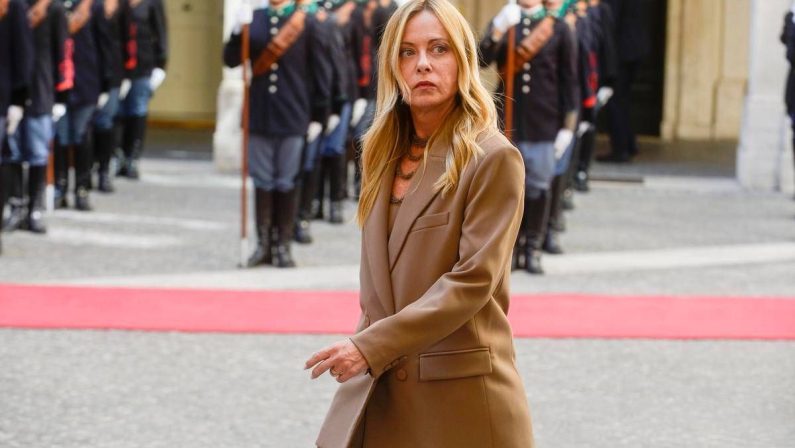 Giorgia Meloni: “Nessun rimpianto, ma volevo fare di più per le famiglie. Vannacci? Gli consiglio Il mago di Oz”