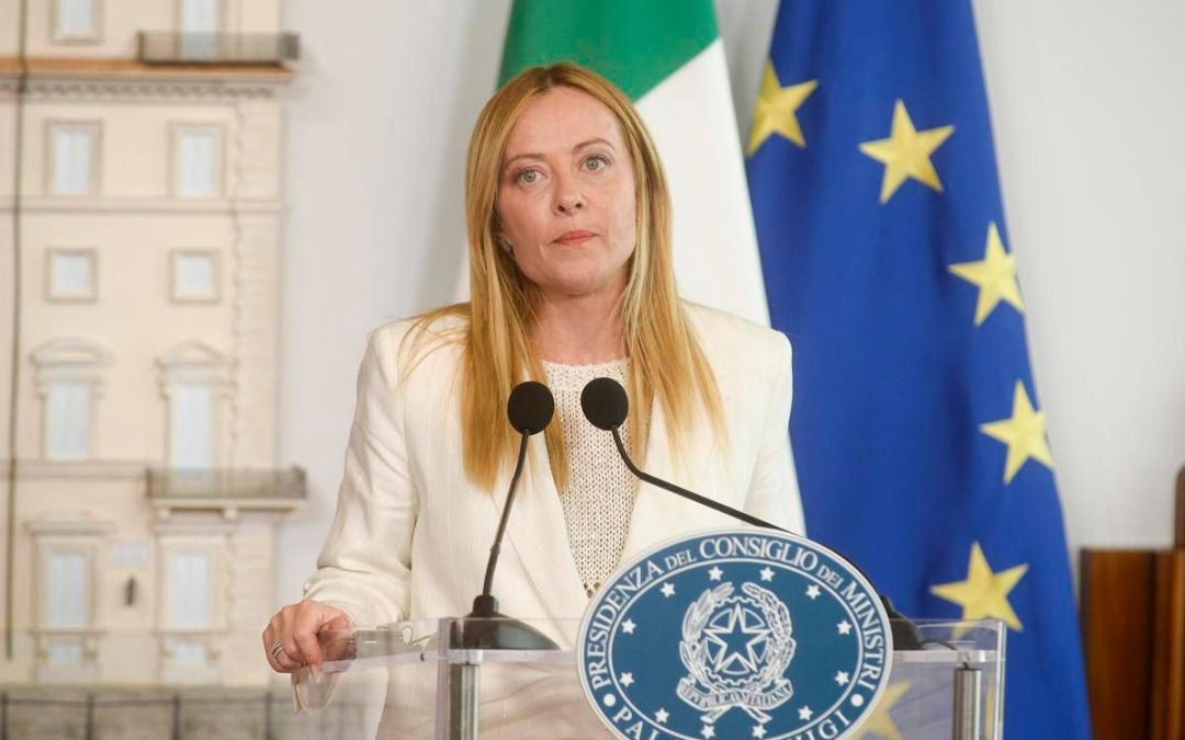Sondaggio politico, Fratelli d’Italia cresce e allunga: giù Pd e M5S