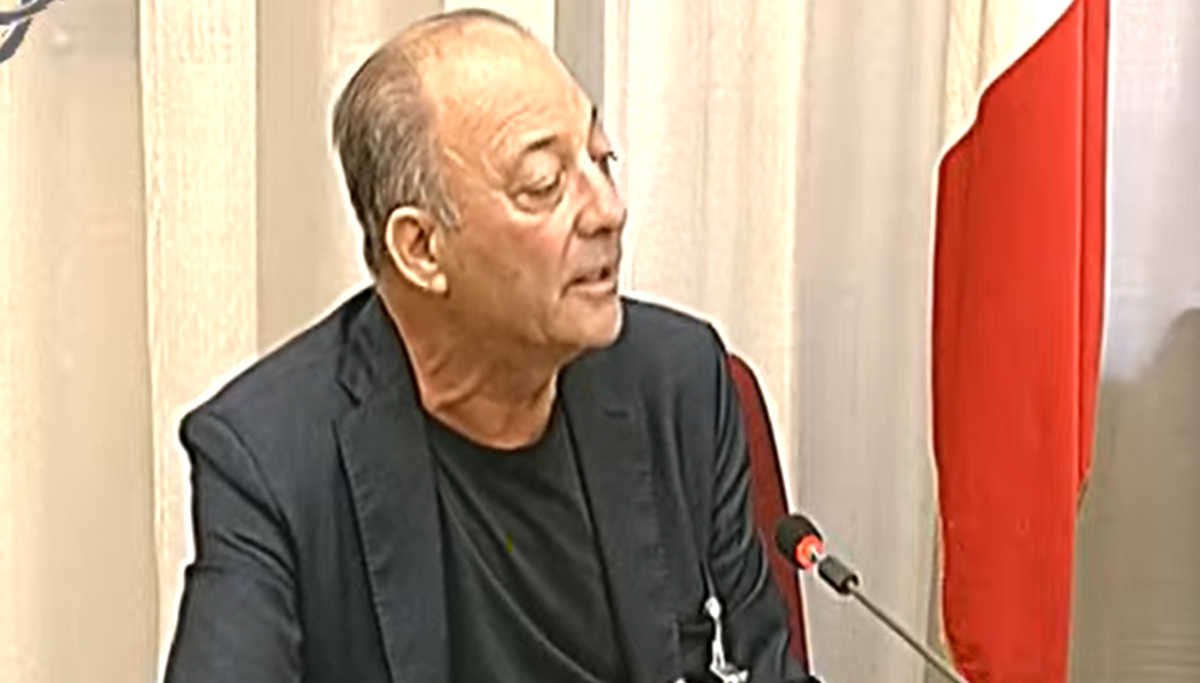 https://www.quotidianodelsud.it/wp-content/uploads/2026/09/muto-antonio.png