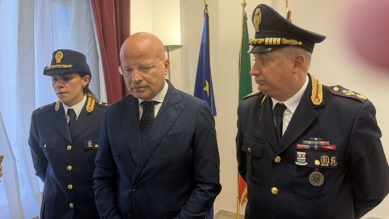 Crotone, violenza sessuale fuori dalla discoteca, vigilante abusivo 19enne in carcere