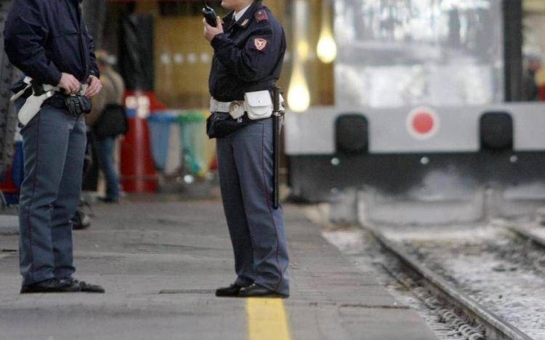 Ragazza investita da un treno dell’Alta Velocità a Milano Lambrate: ritardi fino a 60 minuti