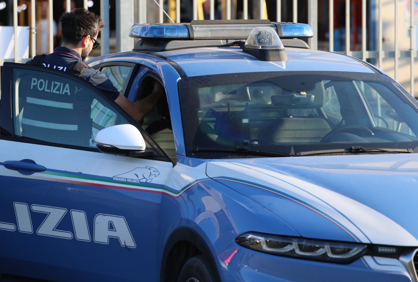 https://www.quotidianodelsud.it/wp-content/uploads/2026/09/polizia-1.jpg