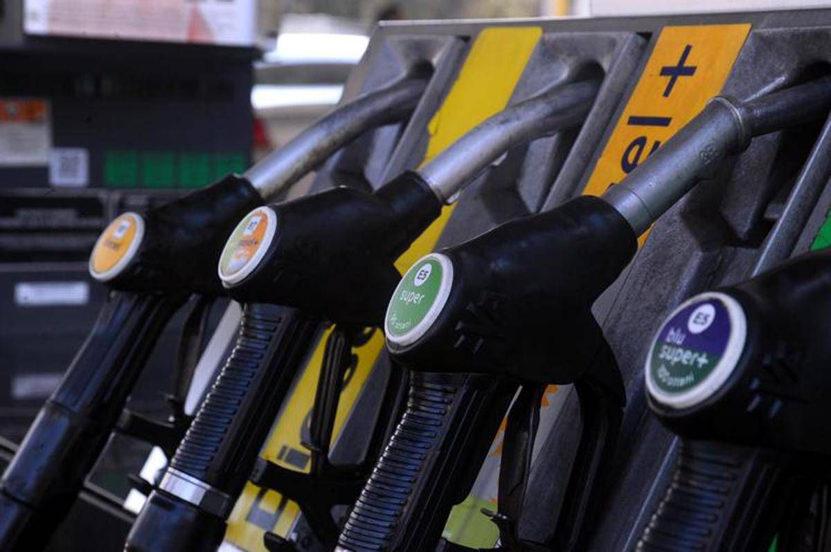 https://www.quotidianodelsud.it/wp-content/uploads/2026/09/pompe-carburanti-ftg.jpeg