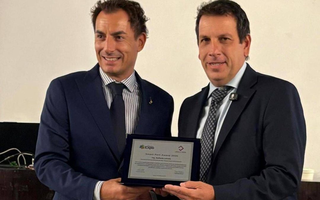 Porti, Autorità Mar Tirreno Centro Settentrionale riceve Smart Ports Award