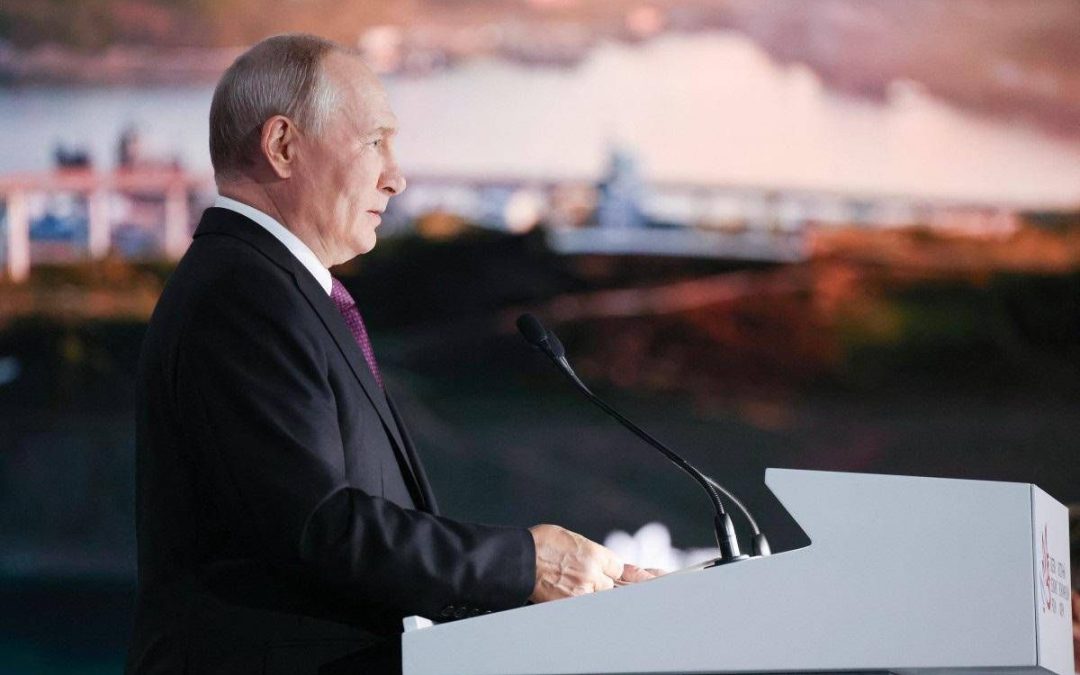 Ucraina-Russia, Putin: “C’è possibilità di accordo per stop guerra ma minacce ad aerei civili ostacolano la pace”